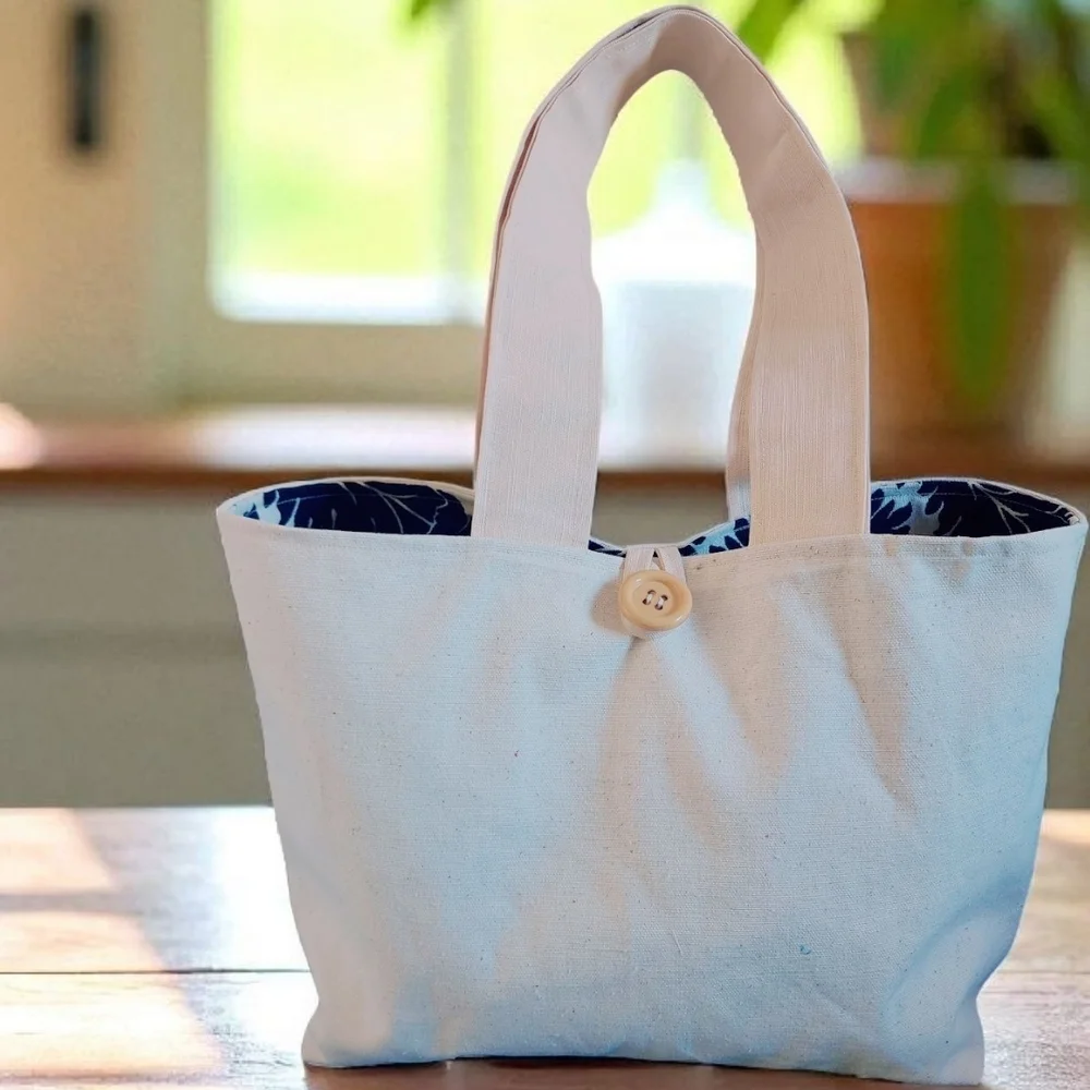 Cream Tote Bag with Simple Design
